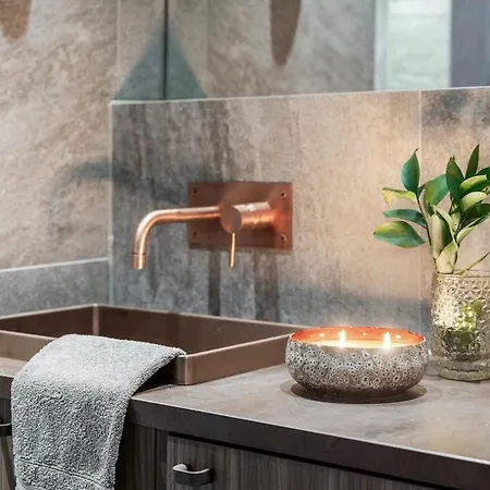 North Cosmos 20d By Hilla * Levi