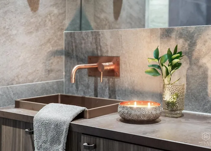 North Cosmos 20d By Hilla * Levi