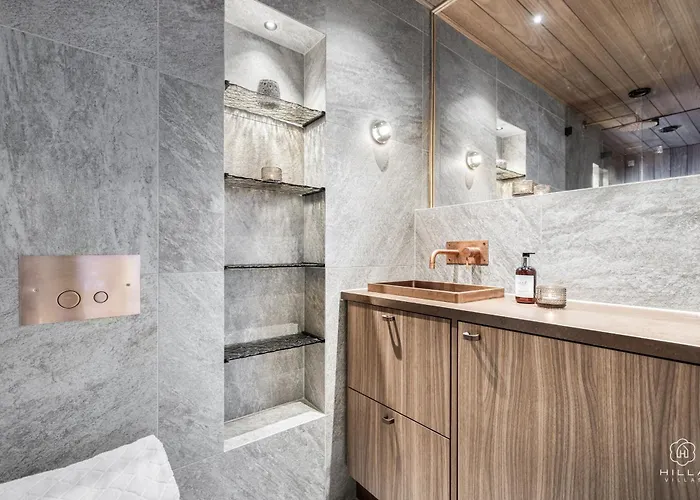 North Cosmos 20d By Hilla *